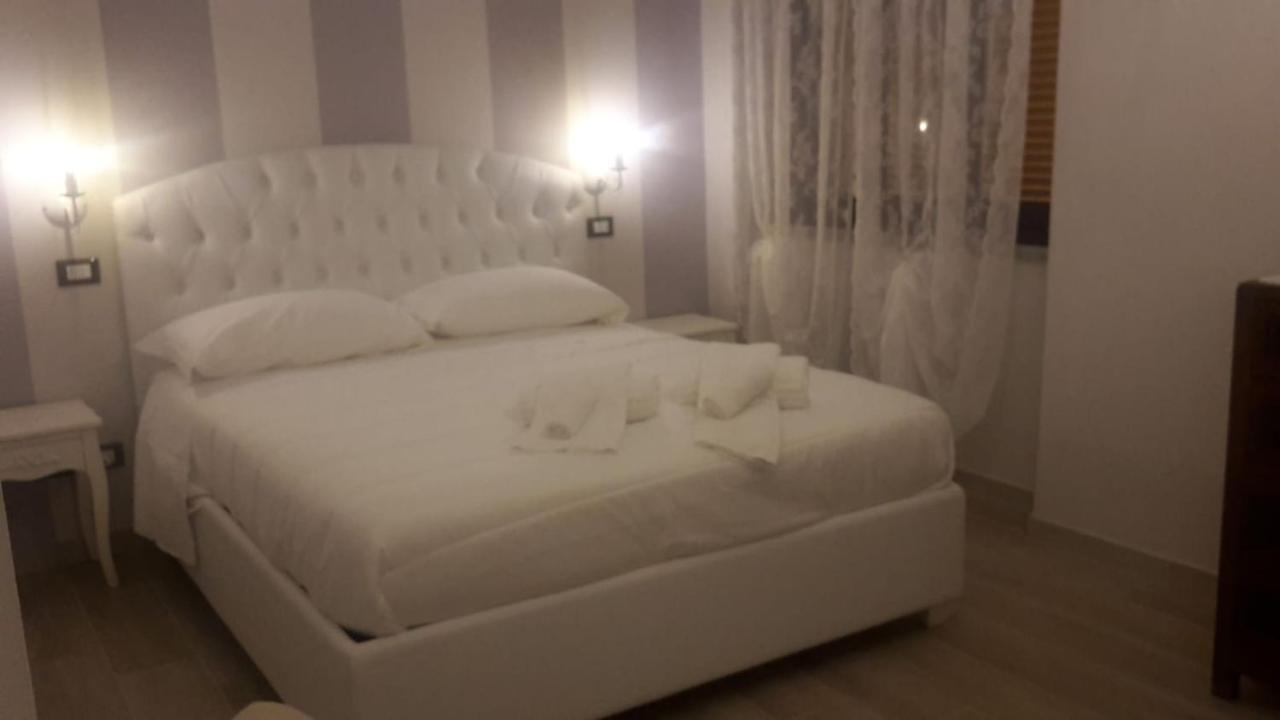 مبيت وإفطار مارينا دي كارّارا Brezza Marina المظهر الخارجي الصورة